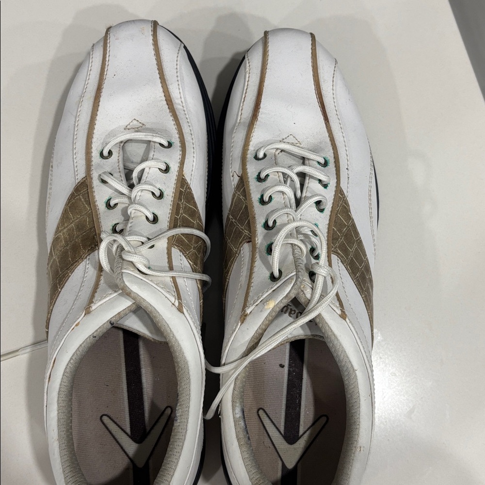 Callaway White Golf Shoes- Soft Spikes Snakeskin Accents-Size 8